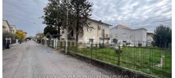 Villa de 2 dormitorios en Monticelli d'Ongina, Italy No. 287188 5