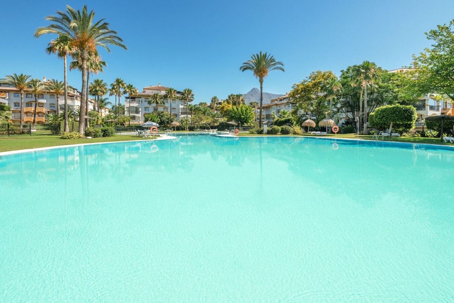 2 غرف نوم شقة في Marbella, Spain رقم 119843