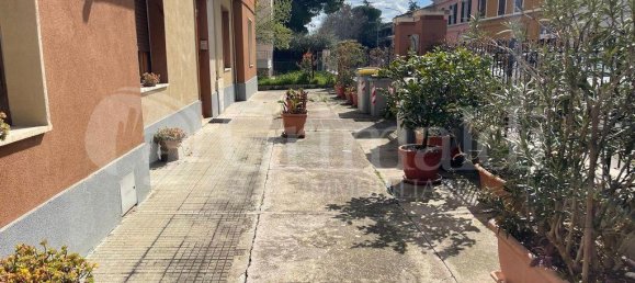 4غرفة شقة في Jesi, Italy رقم 14915 15