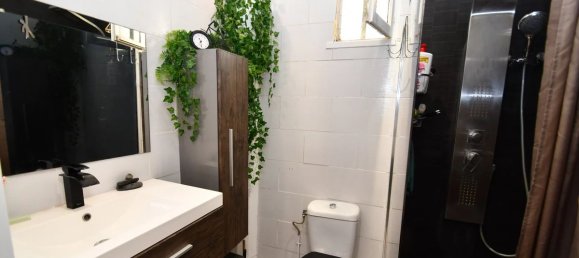 Apartamento de 1 dormitorio en Les Pavillons-sous-Bois, France No. 182882 5