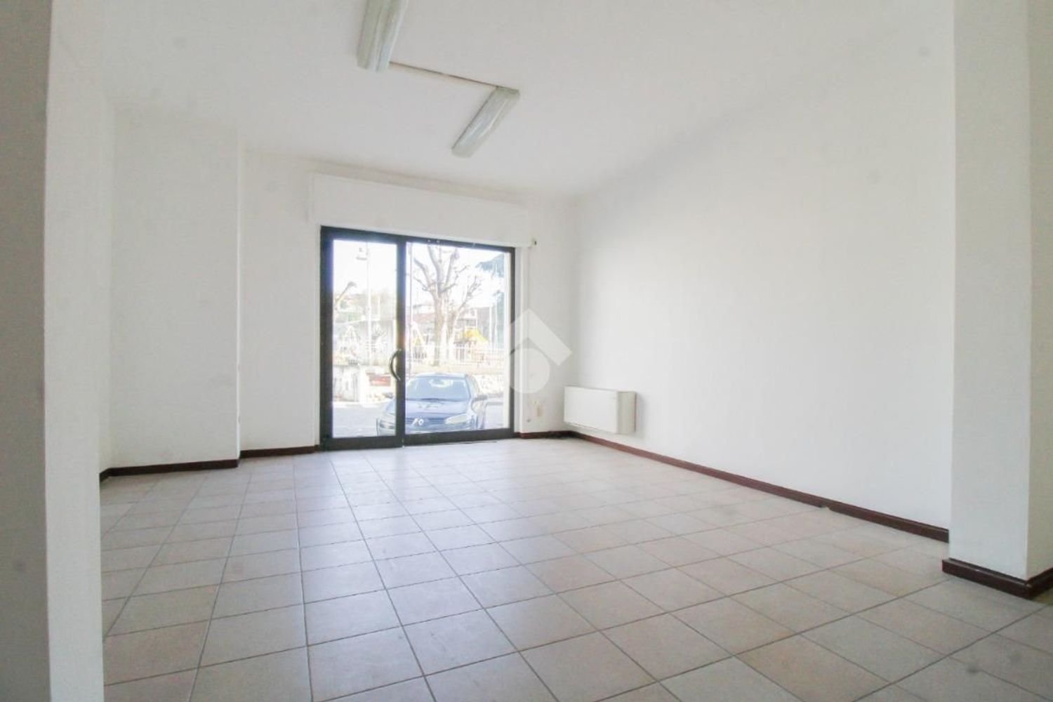 Gewerbliche Immobilie in Capriolo, Italy 50m², Nr. 15339