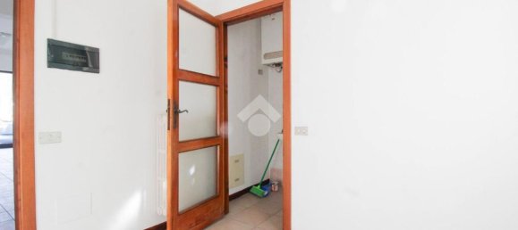 Gewerbliche Immobilie in Capriolo, Italy 50m², Nr. 15339 14