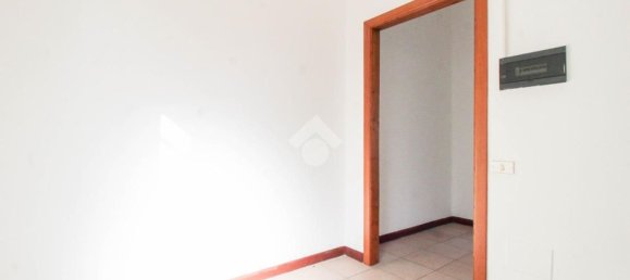 Gewerbliche Immobilie in Capriolo, Italy 50m², Nr. 15339 12