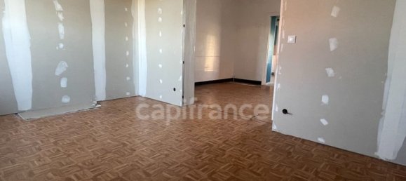 4 Schlafzimmer Haus in Tergnier, France, Nr. 160314 10