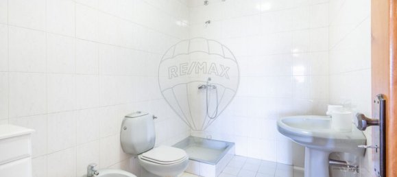 4 غرف نوم منزل في Vermoim, Portugal رقم 159459 17