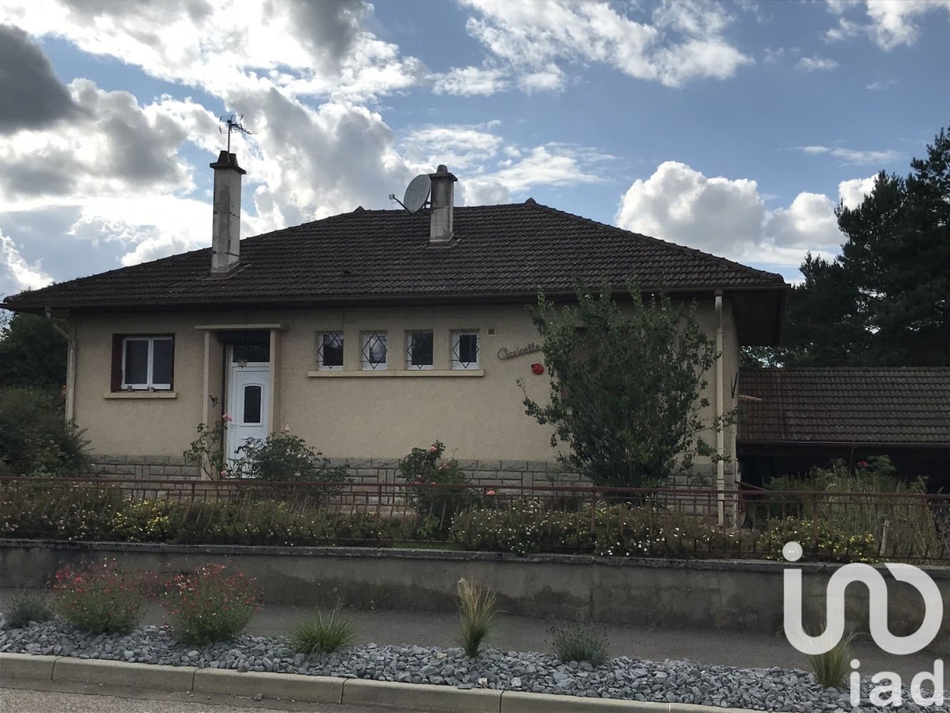 Casa de 6 divisões em Jura, France N.º 307179