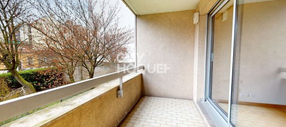 1 bedroom Apartment in Les Lilas, France No. 177267 3