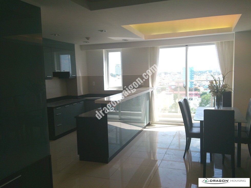 145m² Apartment in District 3, Vietnam No. 11086