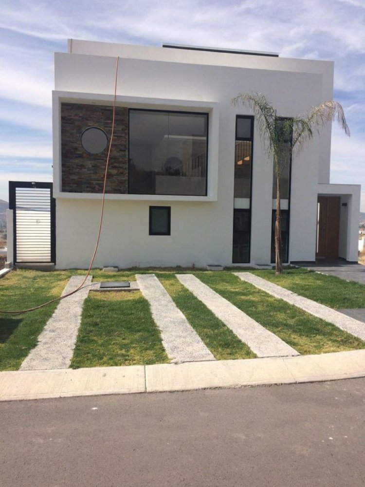 Casa de 3 dormitorios en Querétaro, Mexico No. 171251