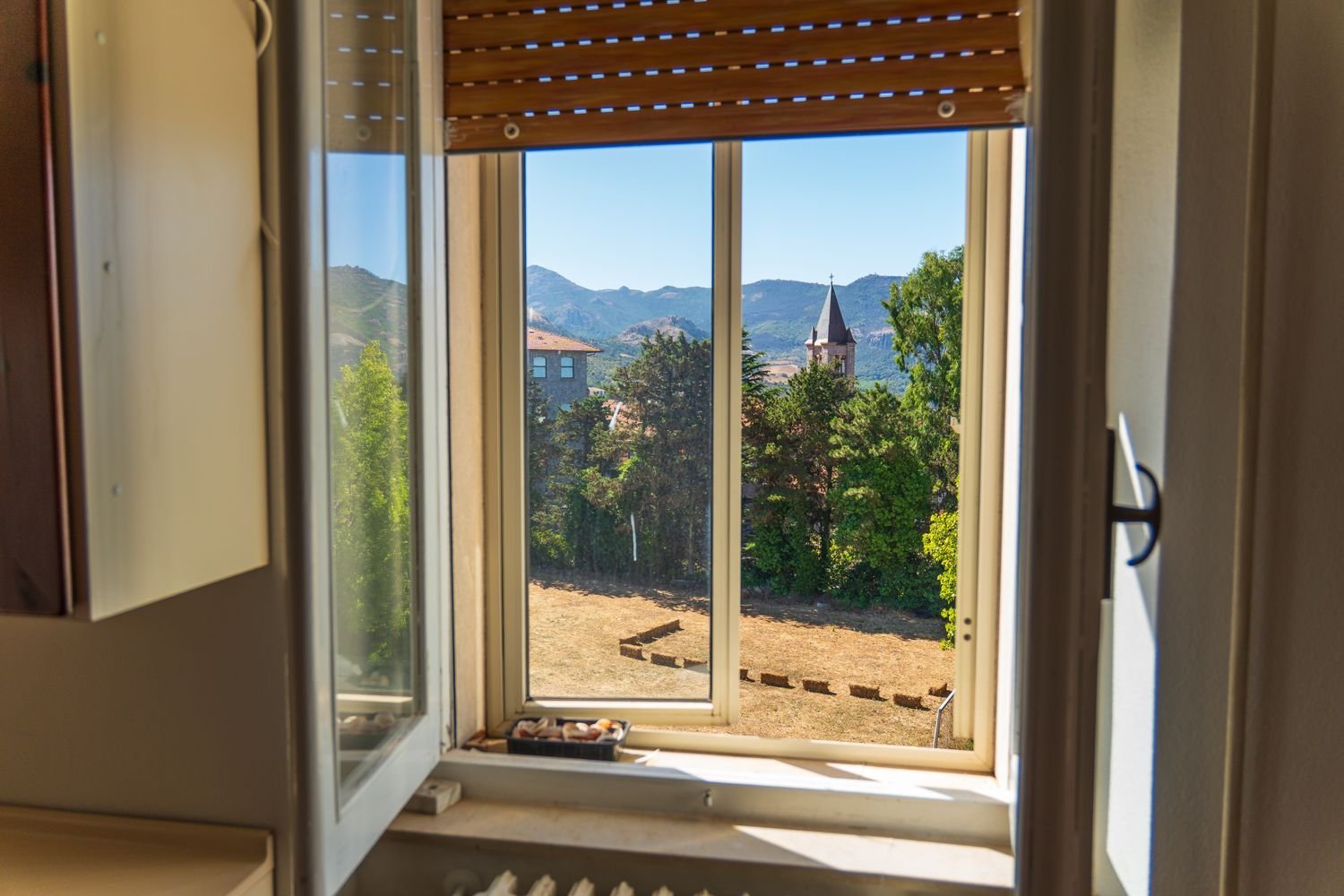 Apartamento de 6 habitaciónes en Cuglieri, Italy No. 285275