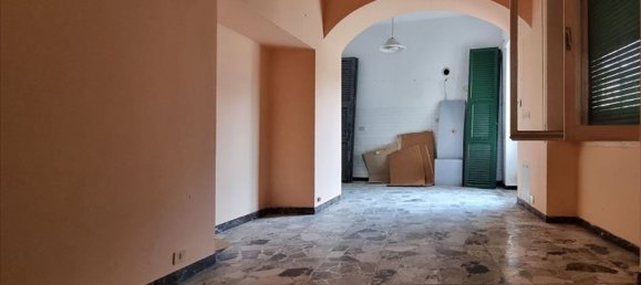 Apartamento de 7 divisões em Varese Ligure, Italy N.º 56268 9