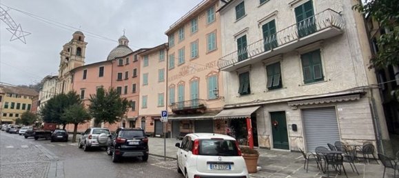 Apartamento de 7 divisões em Varese Ligure, Italy N.º 56268 2