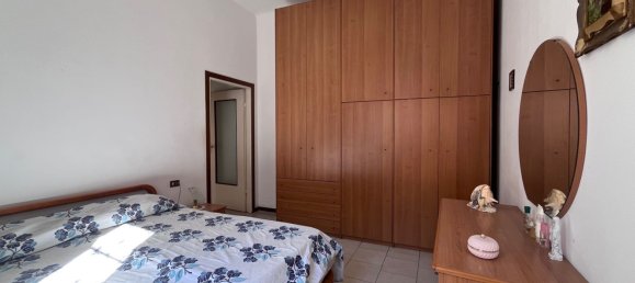 2 bedrooms Apartment in Turate, Italy No. 380597 10
