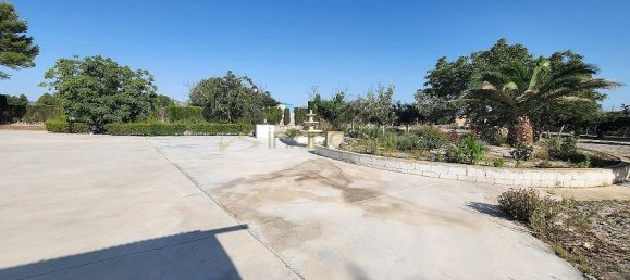 7 bedrooms House in Alicante, Spain No. 95726 8