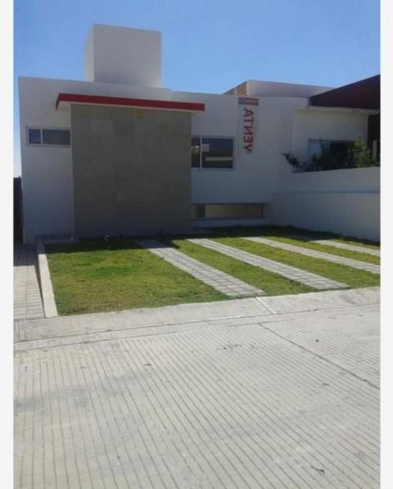 3 bedrooms House in Queretaro, Mexico No. 160599