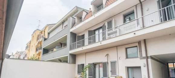 2 bedrooms Apartment in Sesto San Giovanni, Italy No. 357899 33