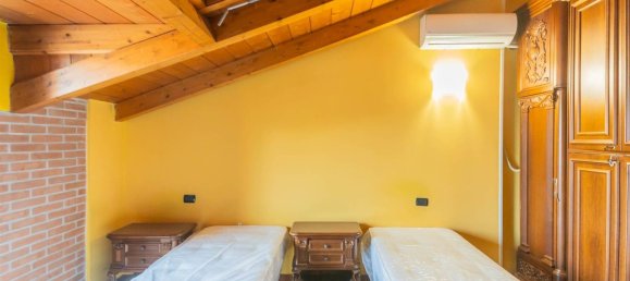 2 bedrooms Apartment in Sesto San Giovanni, Italy No. 357899 20