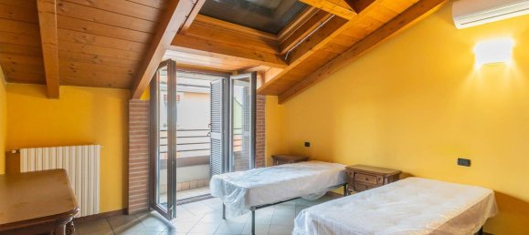 2 bedrooms Apartment in Sesto San Giovanni, Italy No. 357899 14