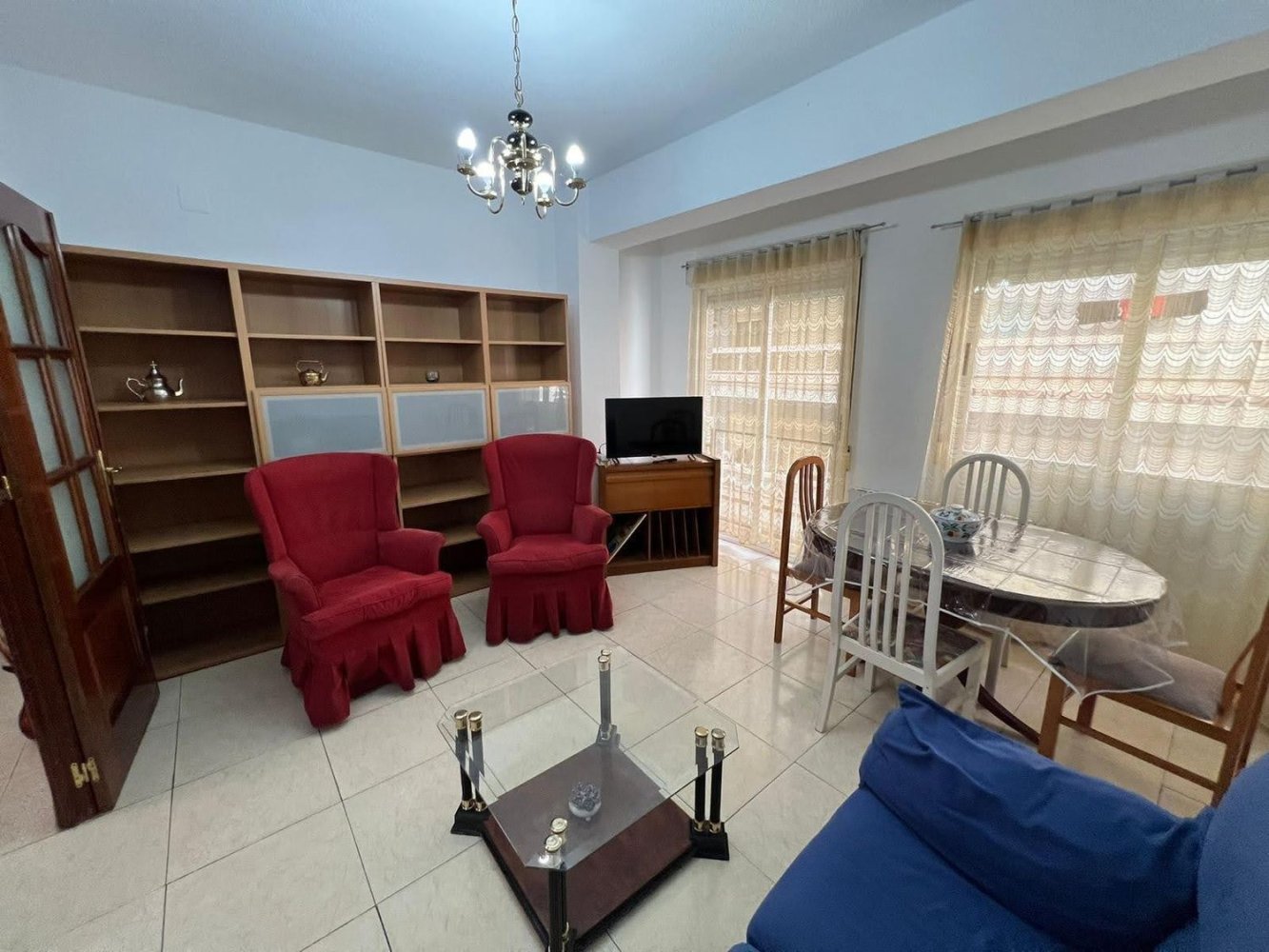 5 bedrooms Apartment in Granada, Spain No. 183090