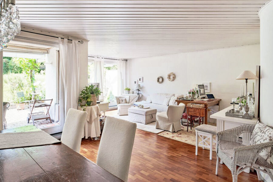 3 غرف نوم منزل ذو طابقين في Stuttgart, Germany رقم 25030