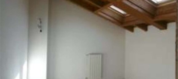 Квартира с 4 комнатами в Орнаго, Италия № 3607 12