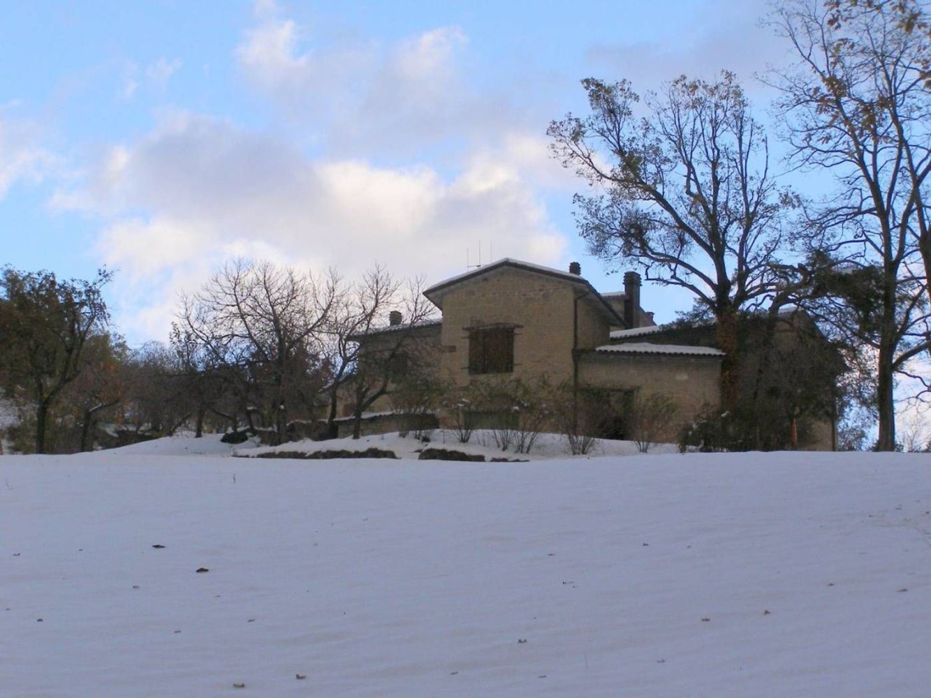 10 rooms House in Castel d'Aiano, Italy No. 256716