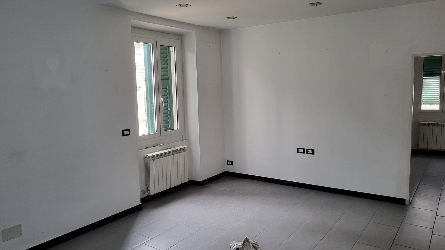 3-salle Appartement à Genoa, Italy No. 227681