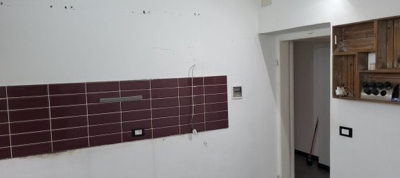 3-salle Appartement à Genoa, Italy No. 227681 7