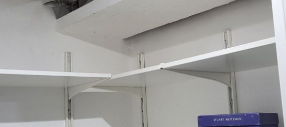 3-salle Appartement à Genoa, Italy No. 227681 9