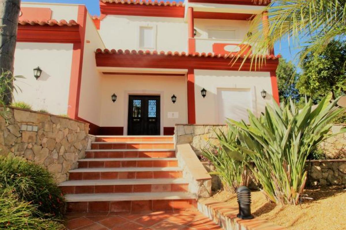 4 bedrooms Villa in Faro, Portugal No. 3389