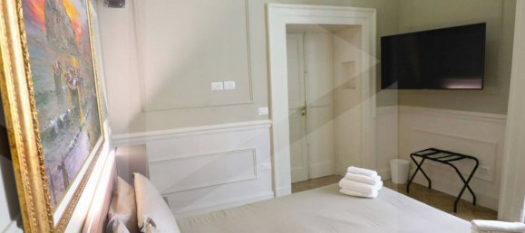 4غرفة شقة في Naples, Italy رقم 34377 7