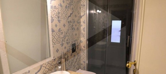 4غرفة شقة في Naples, Italy رقم 34377 8