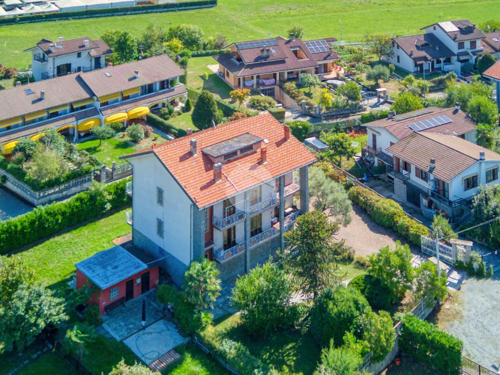 Apartamento de 3 dormitorios en Giaveno, Italy No. 377595