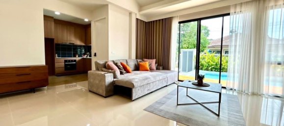 4 chambres villa à vendre à Pattaya, Chonburi, Eastern Thailand, Thailand № 69293 3