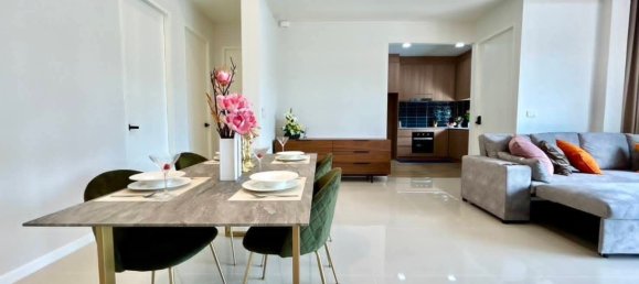 4 chambres villa à vendre à Pattaya, Chonburi, Eastern Thailand, Thailand № 69293 8