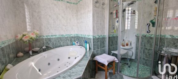 3 chambres Maison à Saint-Georges-sur-Eure, France No. 235691 32