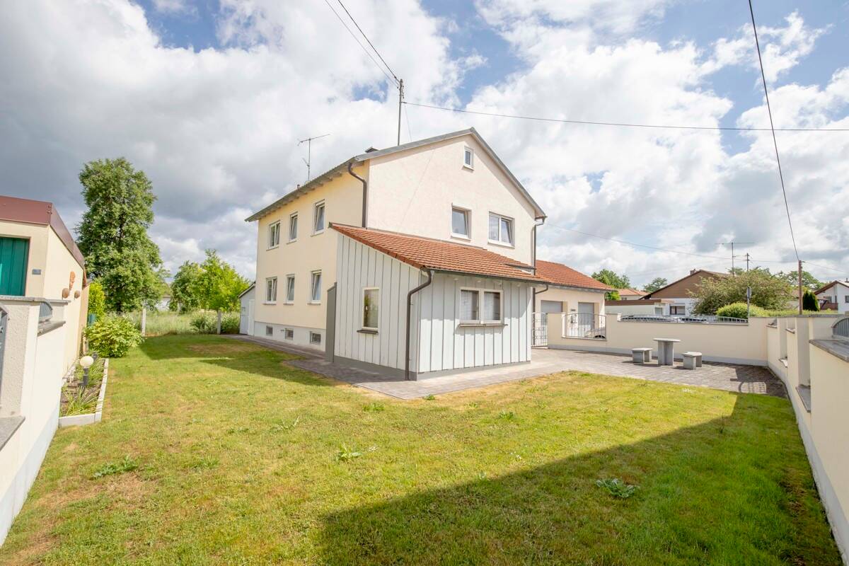 4 bedrooms Townhouse in Pfaffenhofen an der Ilm, Germany No. 226289