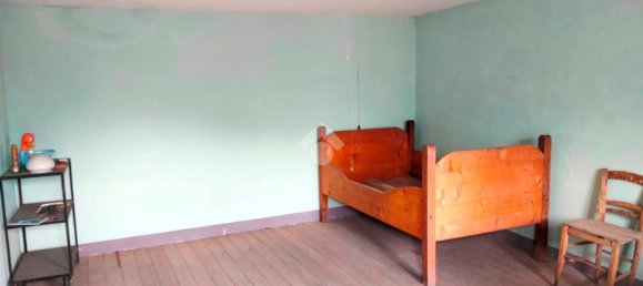 8 rooms House in Avise, Italy No. 69241 6