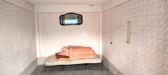 8 rooms House in Avise, Italy No. 69241 10