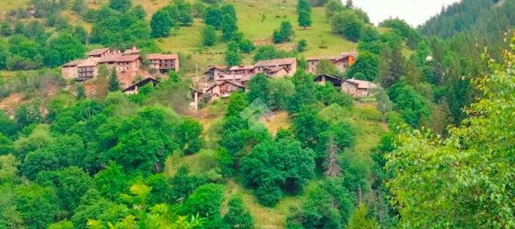 8 rooms House in Avise, Italy No. 69241 17