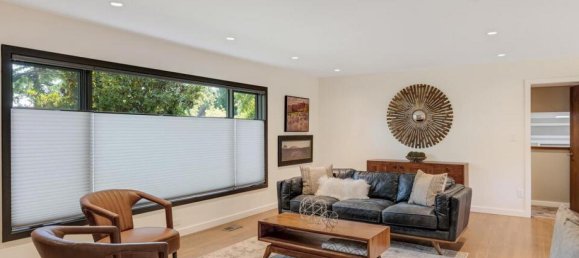 5 bedrooms House in British Columbia, Canada No. 1056 7