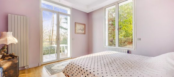 5 bedrooms House in Le Port-Marly, France No. 118311 9