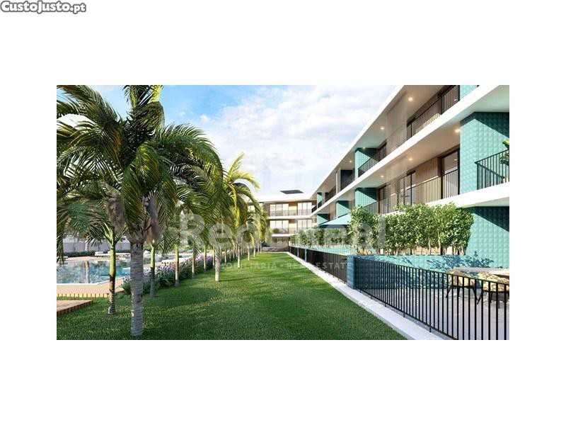 Земельный участок 949м² в Келфеш, Португалия № 104910