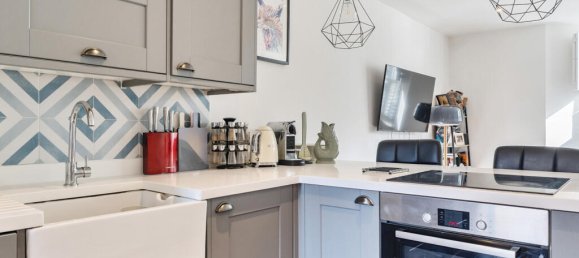 2 bedrooms Maisonette in London, United Kingdom No. 7674 9