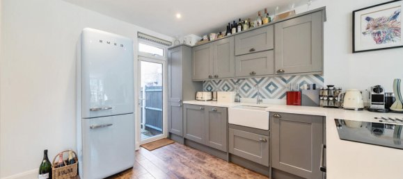 2 bedrooms Maisonette in London, United Kingdom No. 7674 12