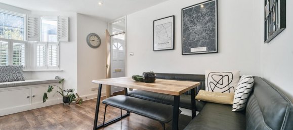 2 bedrooms Maisonette in London, United Kingdom No. 7674 3