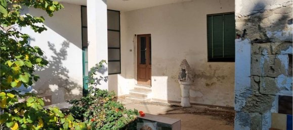 Casa de 4 dormitorios en Lizzanello, Italy No. 334495 16