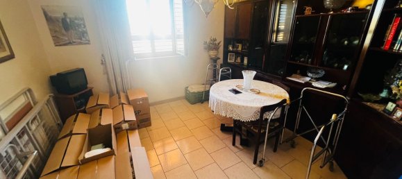 3 rooms Apartment in Torre del Greco, Italy No. 261132 10