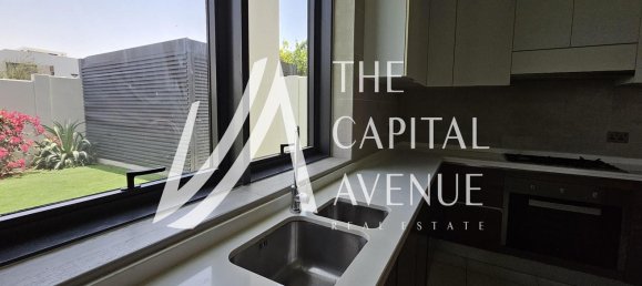 Villa T4 em Yas Island, UAE N.º 33685 25