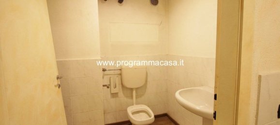 Коммерческая недвижимость с 1 комнатой в Сеграте, Италия № 188124 20